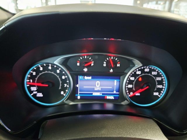 Chevrolet Equinox Vehicle Full-screen Gallery Image 18