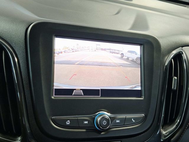 Chevrolet Equinox Vehicle Full-screen Gallery Image 22