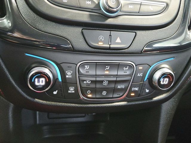 Chevrolet Equinox Vehicle Full-screen Gallery Image 23