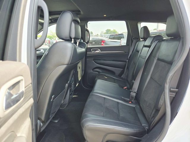 Jeep Grand Cherokee Vehicle Full-screen Gallery Image 10