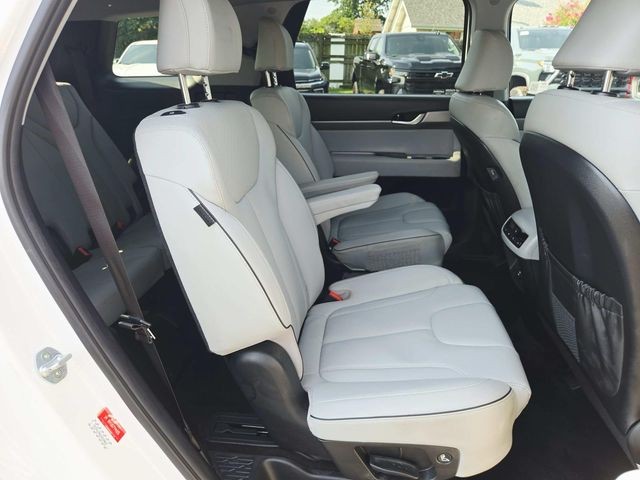 Hyundai Palisade Vehicle Full-screen Gallery Image 13