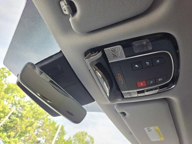 Hyundai Palisade Vehicle Full-screen Gallery Image 30