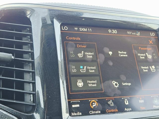 Jeep Cherokee Vehicle Full-screen Gallery Image 25