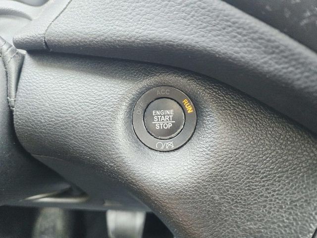 Jeep Cherokee Vehicle Full-screen Gallery Image 29