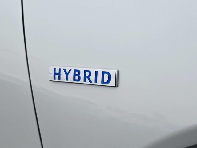 Mazda CX-50 Hybrid Vehicle Full-screen Gallery Image 14