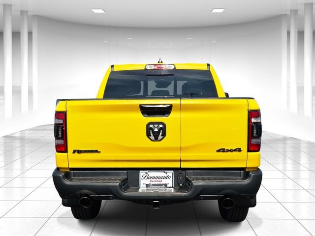 Ram 1500 Vehicle Full-screen Gallery Image 04
