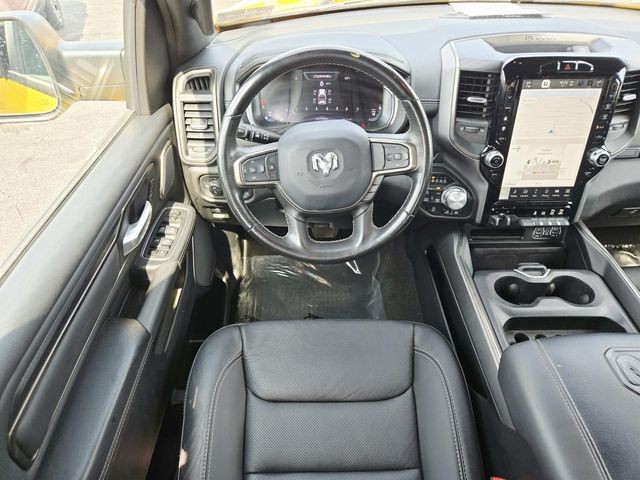 Ram 1500 Vehicle Full-screen Gallery Image 07