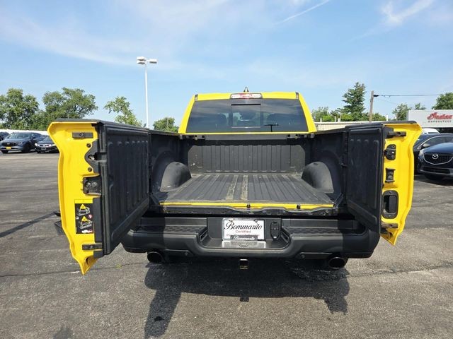 Ram 1500 Vehicle Full-screen Gallery Image 12