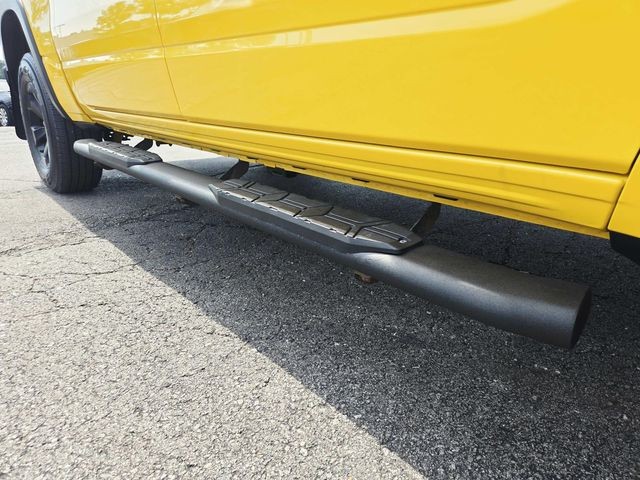 Ram 1500 Vehicle Full-screen Gallery Image 16