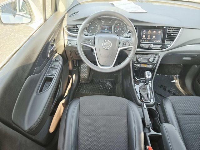 Buick Encore Vehicle Full-screen Gallery Image 07