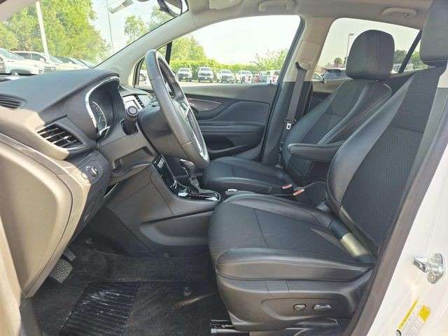 Buick Encore Vehicle Full-screen Gallery Image 08