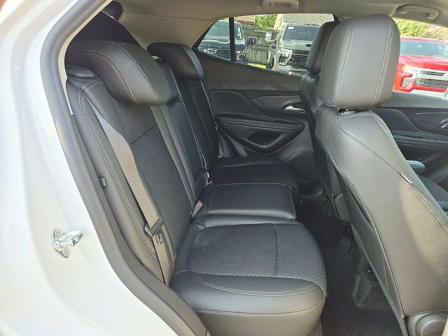 Buick Encore Vehicle Full-screen Gallery Image 11