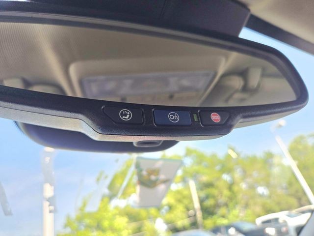 Buick Encore Vehicle Full-screen Gallery Image 25