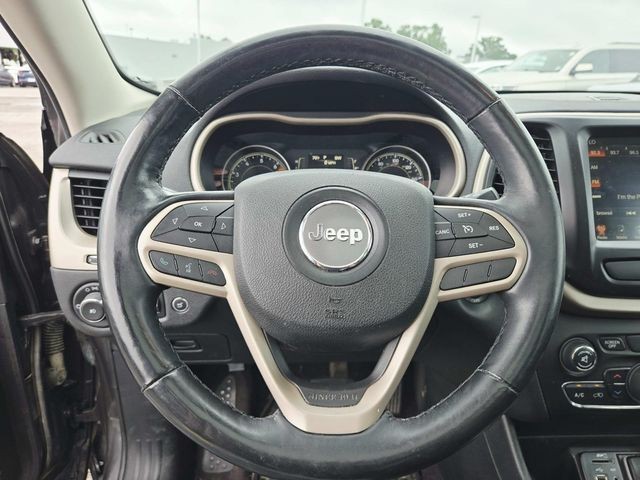 Jeep Cherokee Vehicle Full-screen Gallery Image 12