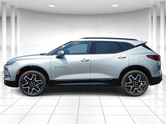 Chevrolet Blazer Vehicle Full-screen Gallery Image 02