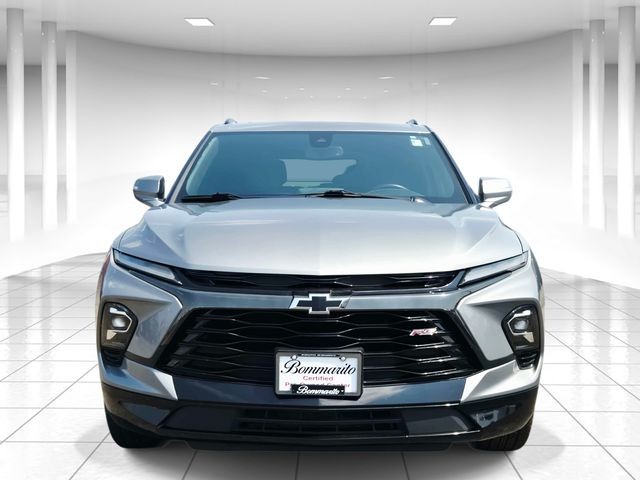 Chevrolet Blazer Vehicle Full-screen Gallery Image 05
