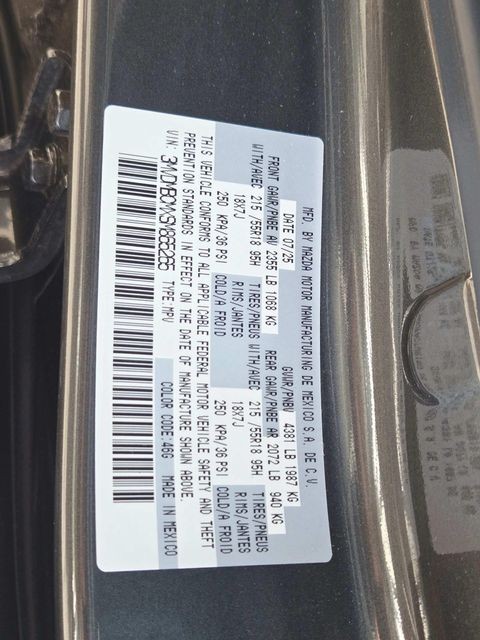 Mazda CX-30 Vehicle Full-screen Gallery Image 33