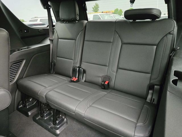 Chevrolet Tahoe Vehicle Full-screen Gallery Image 11