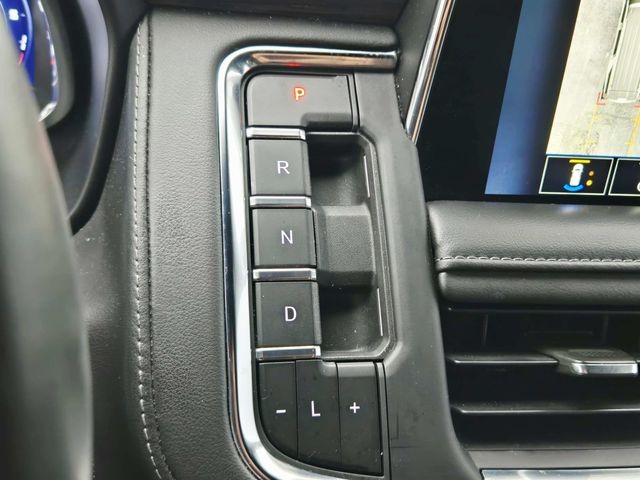 Chevrolet Tahoe Vehicle Full-screen Gallery Image 28