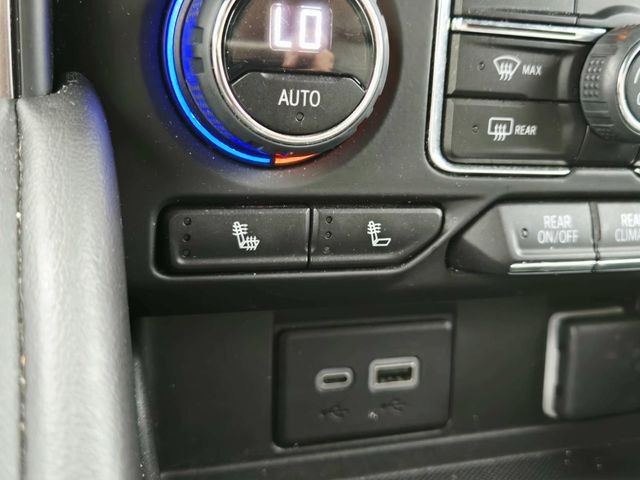 Chevrolet Tahoe Vehicle Full-screen Gallery Image 30