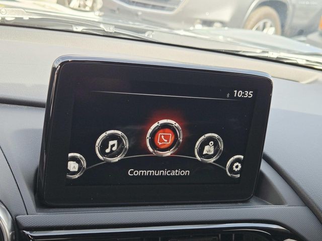 Mazda Miata RF Vehicle Full-screen Gallery Image 19