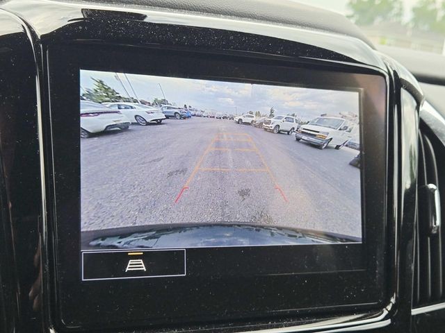 Chevrolet Traverse Vehicle Full-screen Gallery Image 16