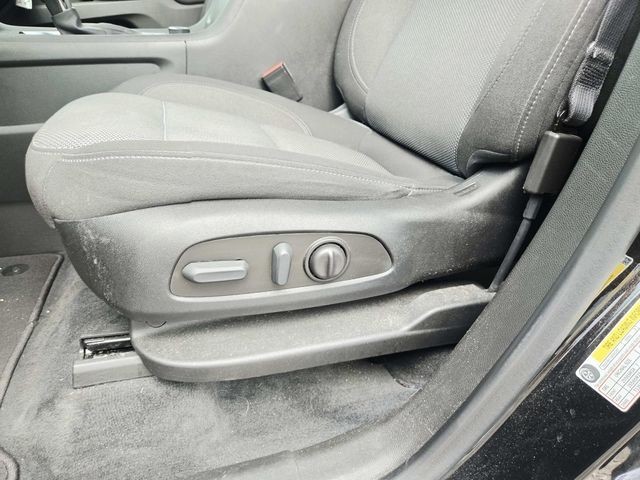 Chevrolet Traverse Vehicle Full-screen Gallery Image 21