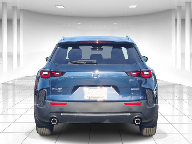 Mazda CX-50 Vehicle Full-screen Gallery Image 04