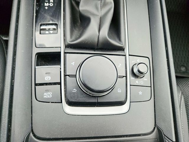 Mazda CX-50 Vehicle Full-screen Gallery Image 27