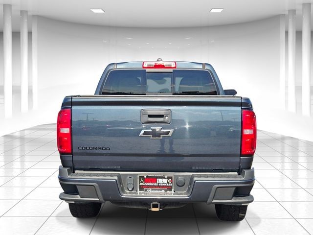 Chevrolet Colorado Vehicle Full-screen Gallery Image 04