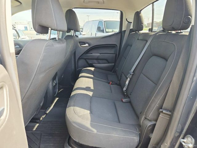 Chevrolet Colorado Vehicle Full-screen Gallery Image 09