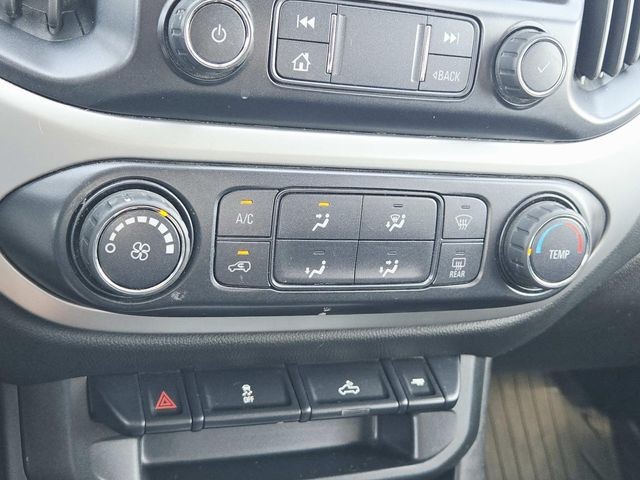 Chevrolet Colorado Vehicle Full-screen Gallery Image 26
