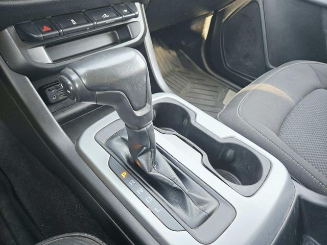 Chevrolet Colorado Vehicle Full-screen Gallery Image 27