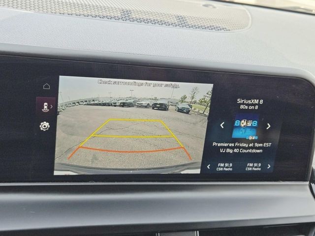 Kia Seltos Vehicle Full-screen Gallery Image 24