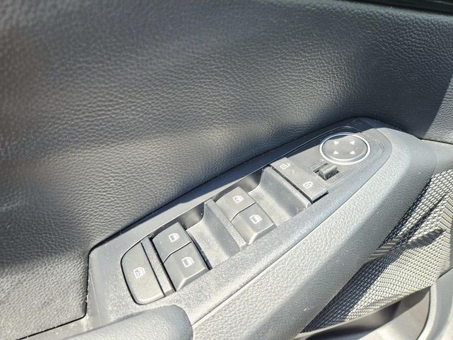 Kia Seltos Vehicle Full-screen Gallery Image 32