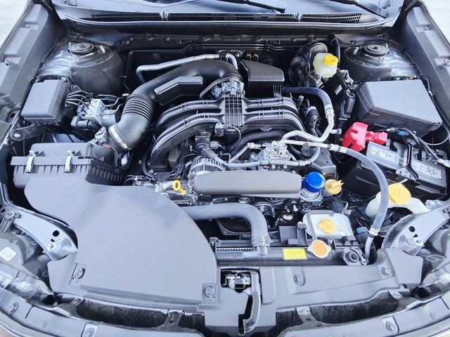 Subaru Legacy Vehicle Full-screen Gallery Image 14