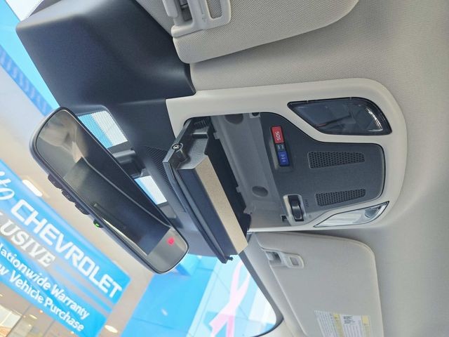 Subaru Legacy Vehicle Full-screen Gallery Image 26