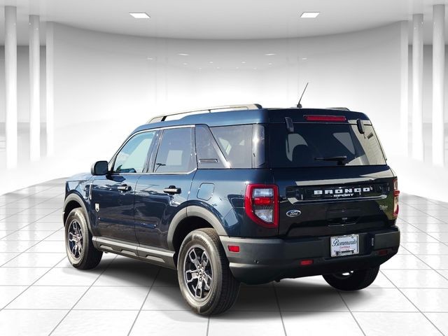 Ford Bronco Sport Vehicle Full-screen Gallery Image 03