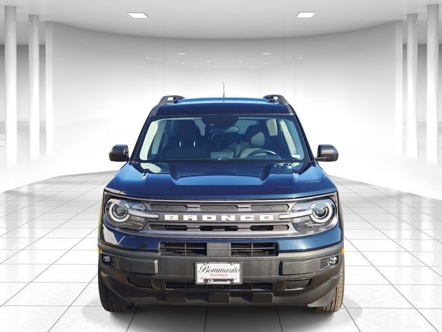 Ford Bronco Sport Vehicle Full-screen Gallery Image 05