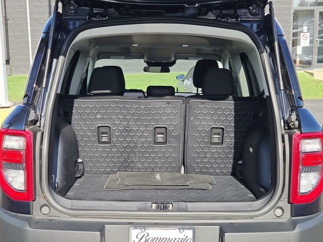 Ford Bronco Sport Vehicle Full-screen Gallery Image 11