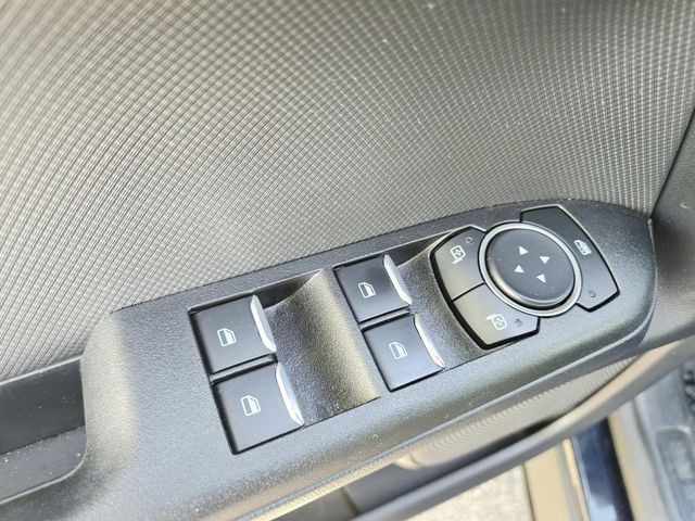 Ford Bronco Sport Vehicle Full-screen Gallery Image 34