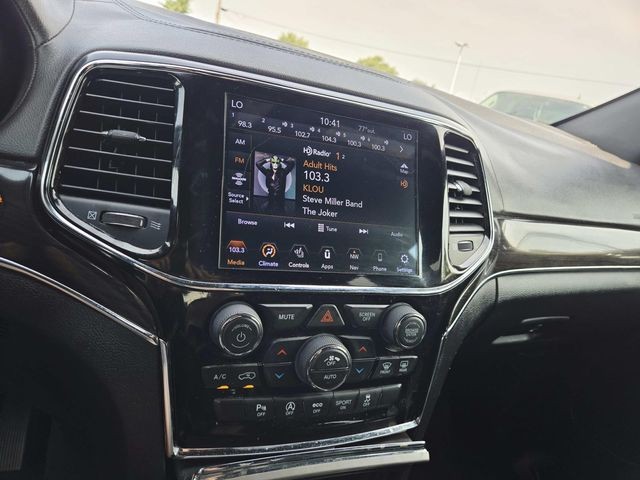 Jeep Grand Cherokee Vehicle Full-screen Gallery Image 22
