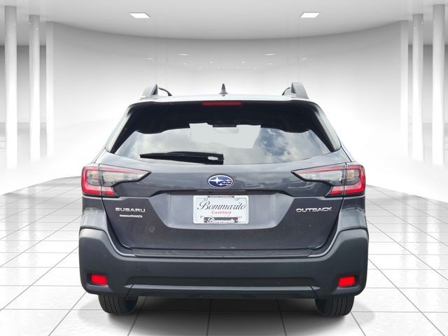 Subaru Outback Vehicle Full-screen Gallery Image 04