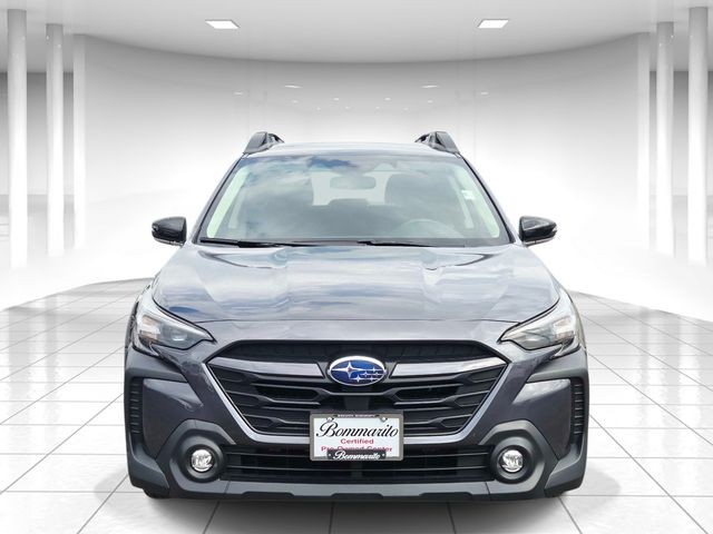 Subaru Outback Vehicle Full-screen Gallery Image 05