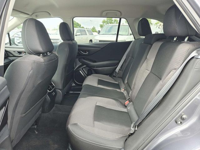 Subaru Outback Vehicle Full-screen Gallery Image 09