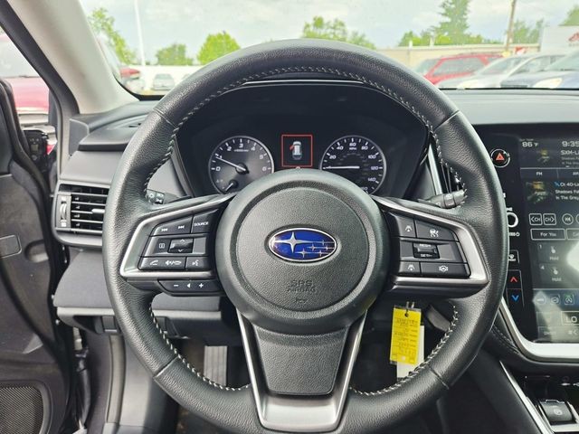 Subaru Outback Vehicle Full-screen Gallery Image 15