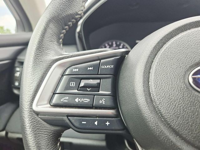 Subaru Outback Vehicle Full-screen Gallery Image 16