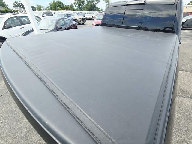 Ram 1500 Vehicle Full-screen Gallery Image 12