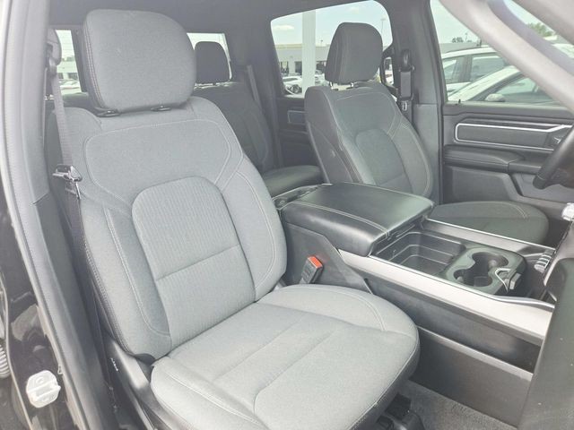 Ram 1500 Vehicle Full-screen Gallery Image 14