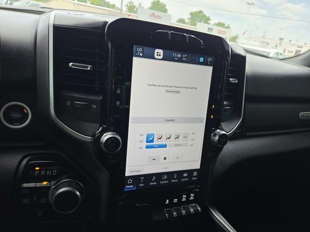 Ram 1500 Vehicle Full-screen Gallery Image 23